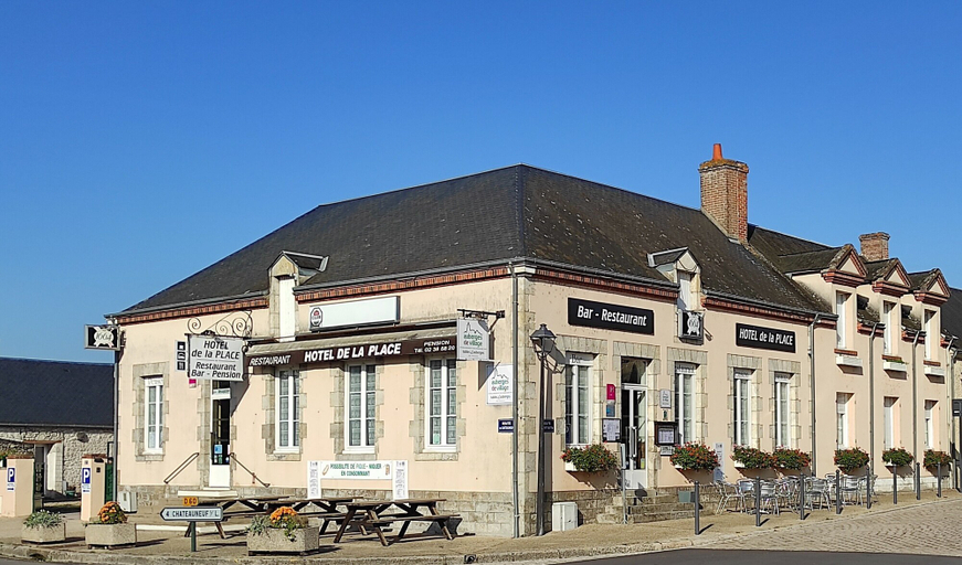 Exterior & Views 2, Hôtel de la place, Loiret