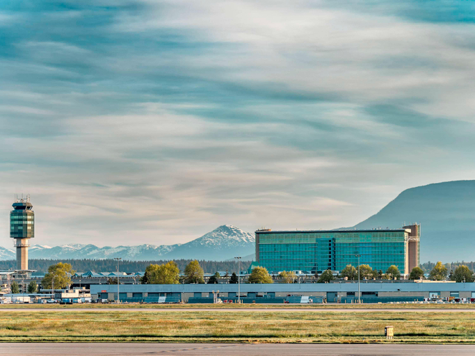 Exterior & Views 2, Fairmont Vancouver Airport, Greater Vancouver