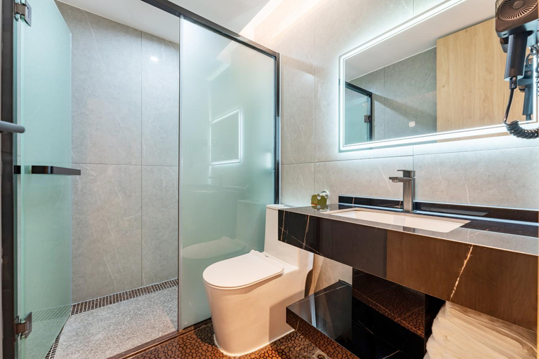 Bathroom 4