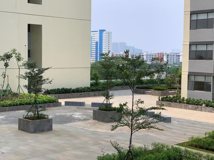 Exterior & Views 2, Stunning 2Br Apartment At Daan Mogot City, West Jakarta