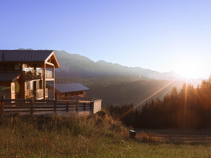 Others 2, Lovely chalet with sauna, Liezen