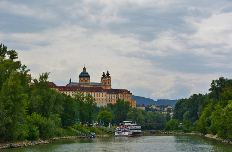 Exterior & Views 2, Dream Factory Hostel Melk, Melk