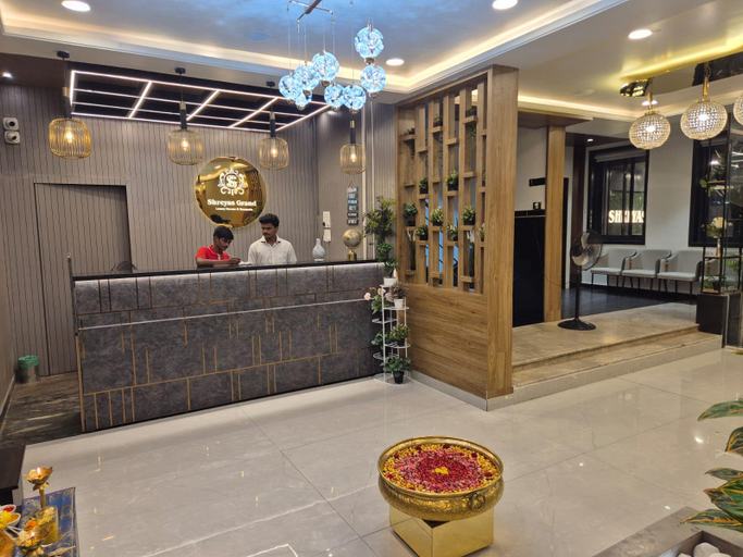 Public Area 2, HOTEL SHREYAS GRAND ANANTHAPURAMU, Anantapur