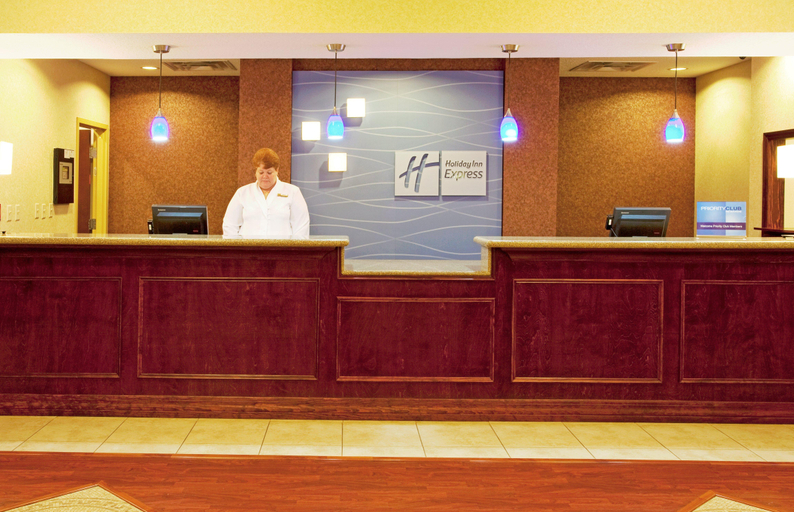 Public Area, Holiday Inn Express & Suites BROOKSVILLE-I-75 by IHG, Hernando