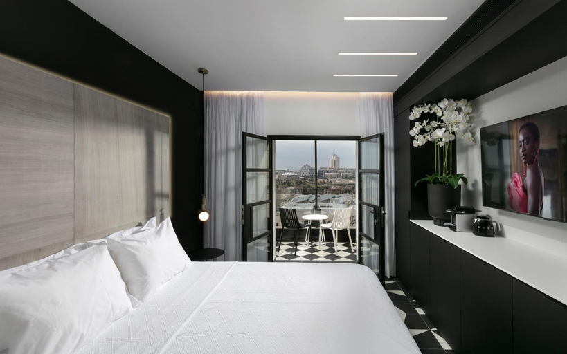 Others 4, King George Suites - Betzalel