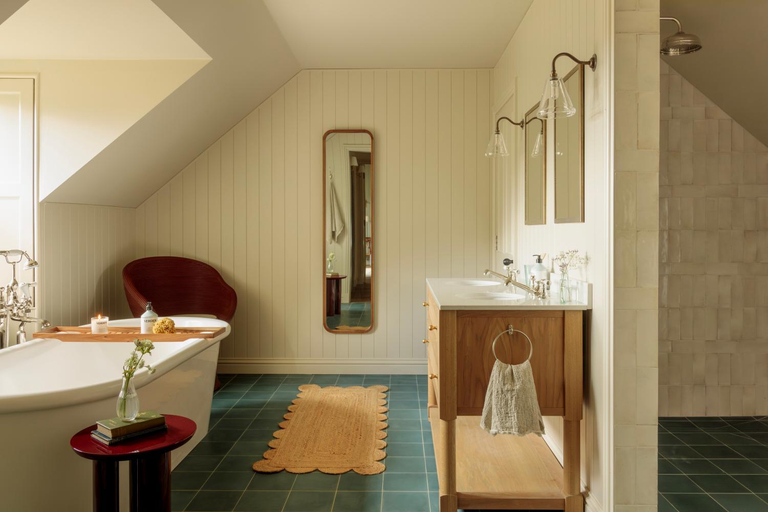 Bathroom 4, Penicuik Estate, Midlothian