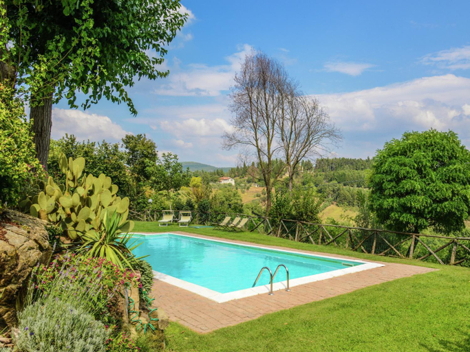 Sport & Beauty 2, Holiday Home in Monte Santa Maria with Pool, Perugia