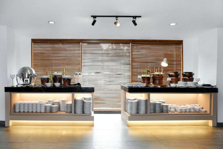 Food & Drinks 4, KIMAYA Braga Bandung, by HARRIS, Bandung