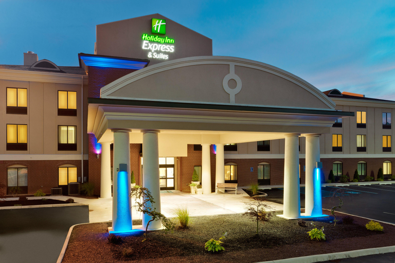 Exterior & Views 2, Holiday Inn Express & Suites WHITE HAVEN - POCONOS by IHG, Carbon
