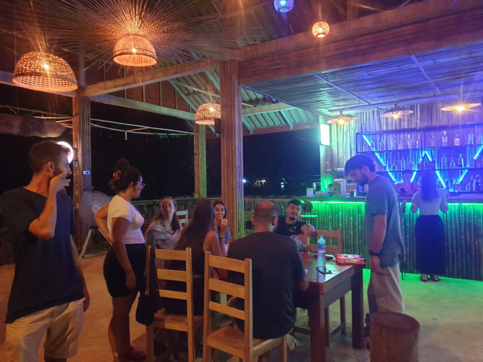 Others 2, Easy Go Hostel, Hinboon
