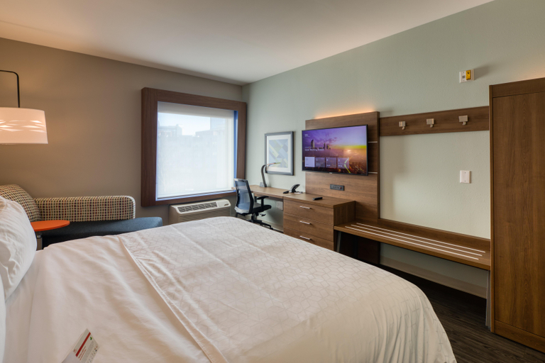 Bedroom 15