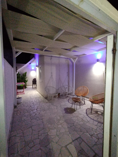 Others 3, Broom House, Lecce