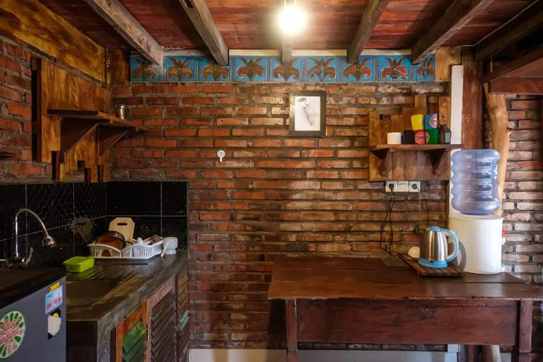 Dining Room 11