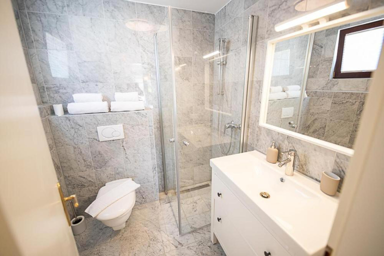 Bathroom 3, Landhaus Appartements Gretl, Klagenfurt Land