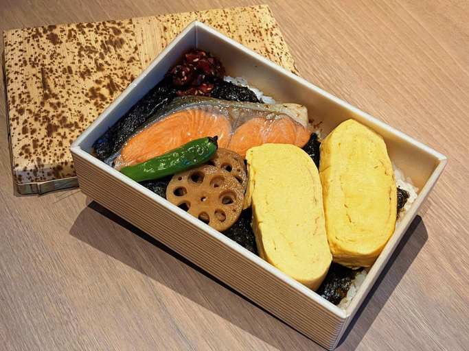 Food & Drinks 4, Garner Hotel Osaka Honmachi Station, Osaka