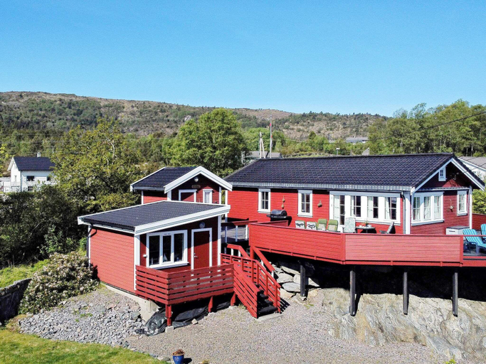 Others 3, person holiday home in KLOKKARVIK, Sund