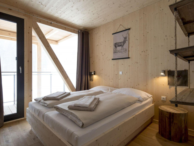 Others 4, Lovely chalet with sauna, Liezen