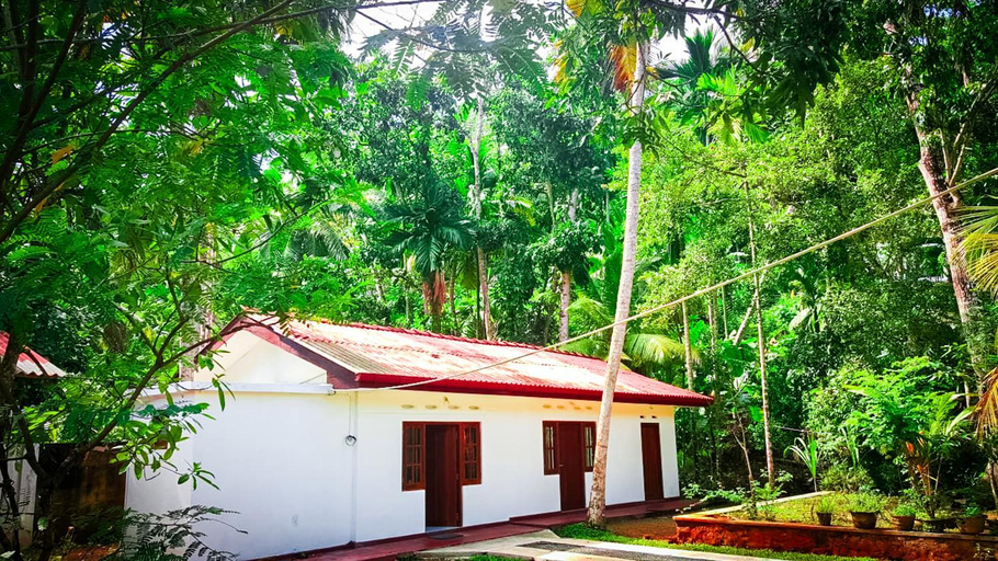Others 2, Banksia Villa, Habaraduwa