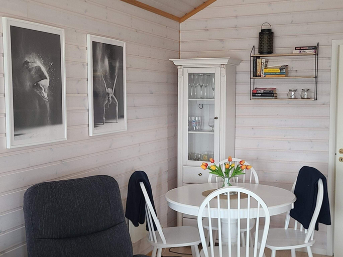 Others 4, person holiday home in Rebbenes, Karlsøy