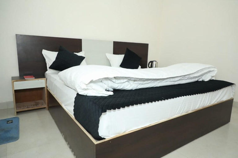 Others 5, Shri Ved Hotel, Gurgaon