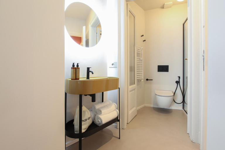Others 4, Ca Bela - Certosa SUITES, Milano