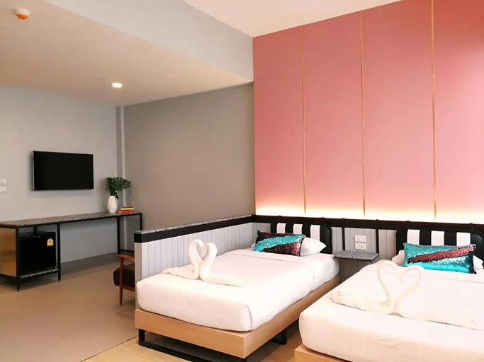 Bedroom 8