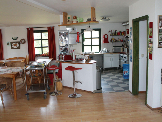 Others 4, Studio in Dargun mit Pool am Kummerower See, Mecklenburgische Seenplatte