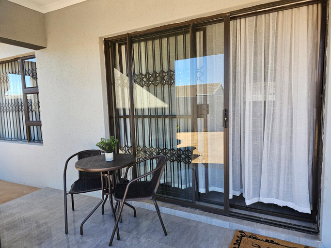 Others 4, Prime Nest Guest Apartments, Ngaka Modiri Molema