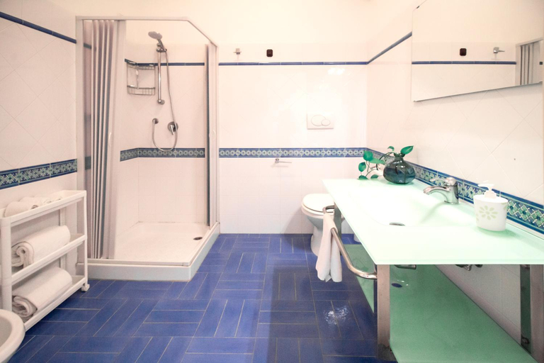 Others 5, LA CASA DEL SOLE - Beachfront B&B - Anzio, Roma