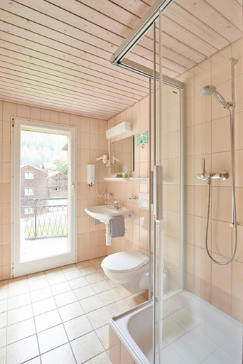 Bathroom 5, Hotel Weisshorn, Visp