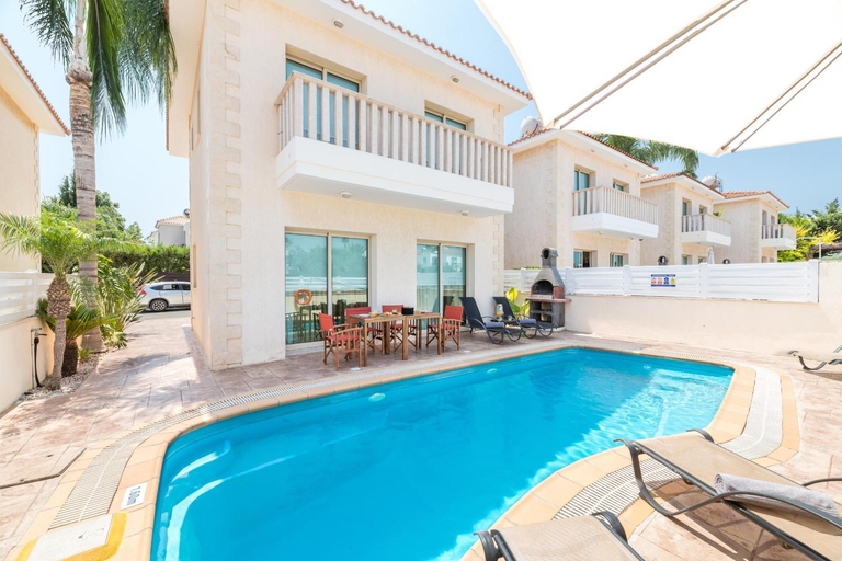 Swimming pool 4, Villa Jacqueline