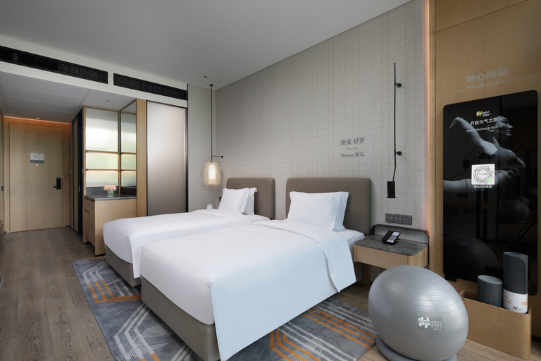 Bedroom 13