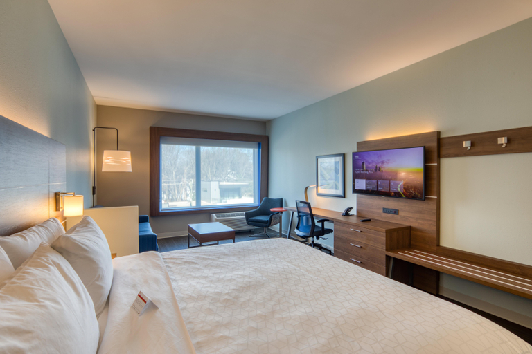 Bedroom 9