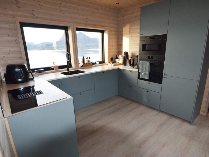 Others 5, star holiday home in stokmarknes, Hadsel