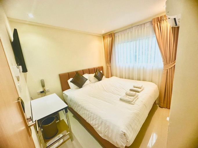 Bedroom 6
