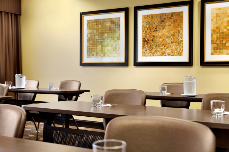 Food & Drinks 5, Residence Inn by Marriott Edmonton West, Division No. 11