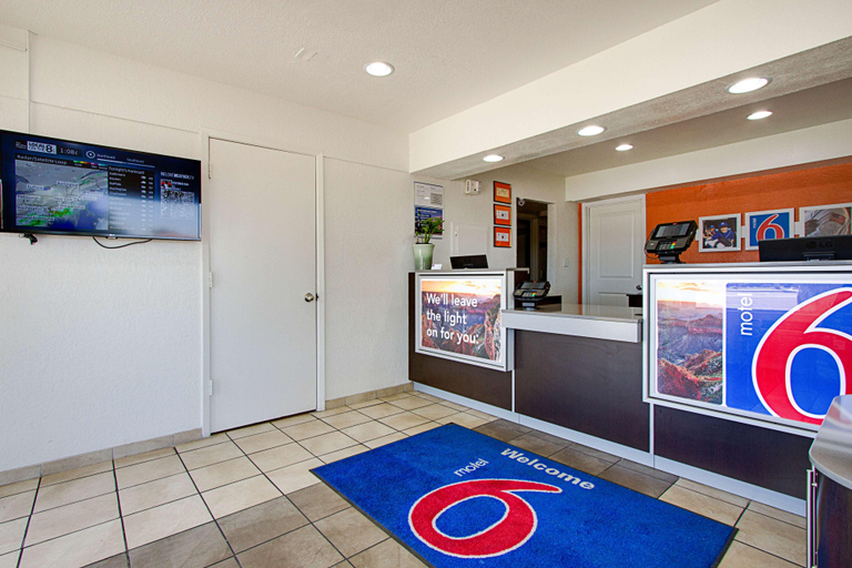 Public Area 2, Motel 6 Tempe, AZ - Scottsdale South, Maricopa