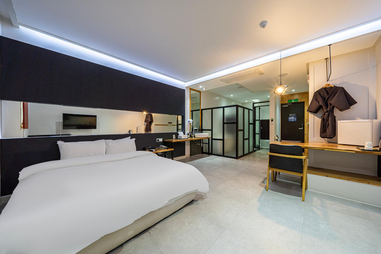 Bedroom 2, Gongju J2 Hotel, Gongju