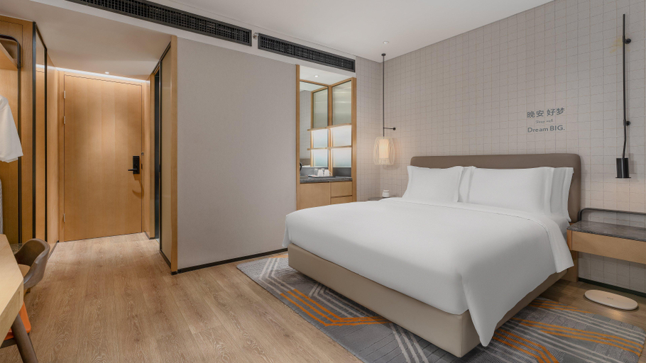 Bedroom 12