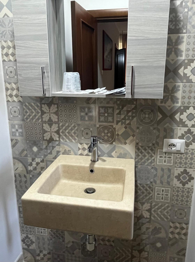 Bathroom 4, La Tenuta del Barone, Benevento