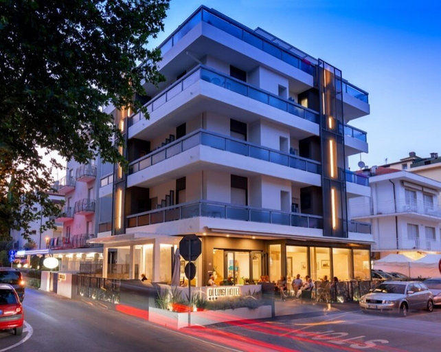 Exterior & Views 2, RICCIONE BEACH HOTEL-VERO' BOUTIQUE HTL, Rimini