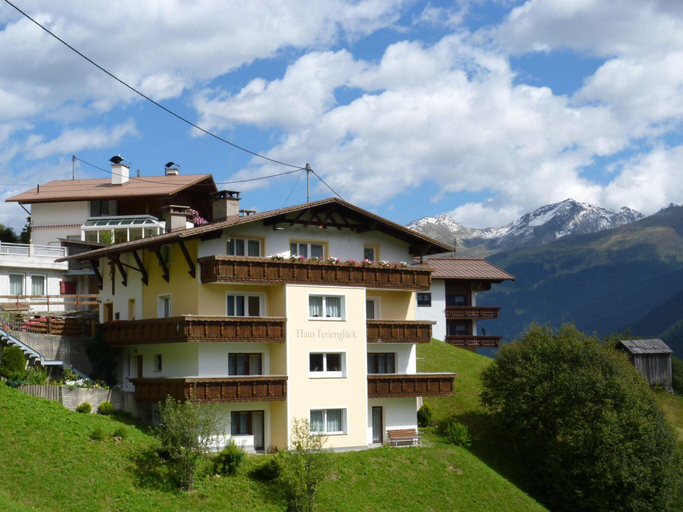 Exterior & Views 1, Cozy apartment with a beautiful view, Landeck