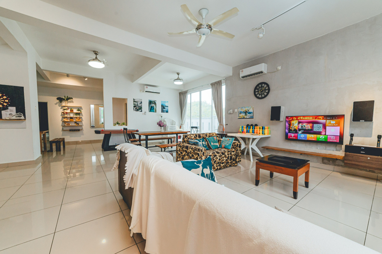 Food & Drinks 5, D'Fun Desaru 16-20pax Private pool / BBQ / KTV, Kota Tinggi