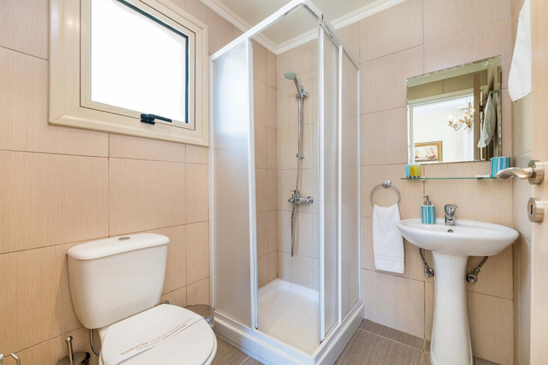 Bathroom 5, Villa Jacqueline