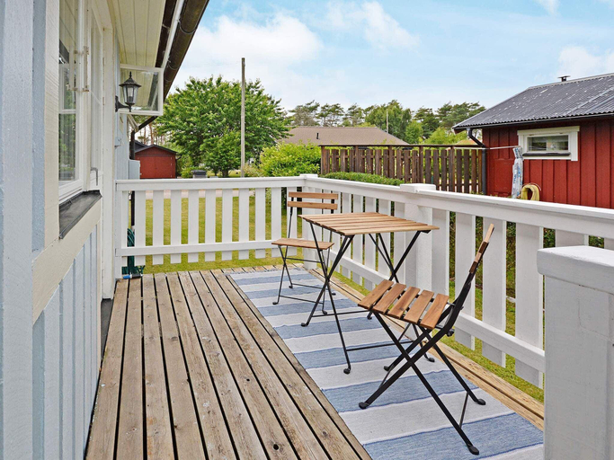 Others 5, Charming holiday home with terrace-By Traum, Laholm