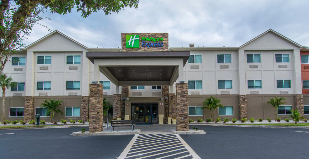 Exterior & Views 3, Holiday Inn Express NAPLES SOUTH - I-75 by IHG, Collier