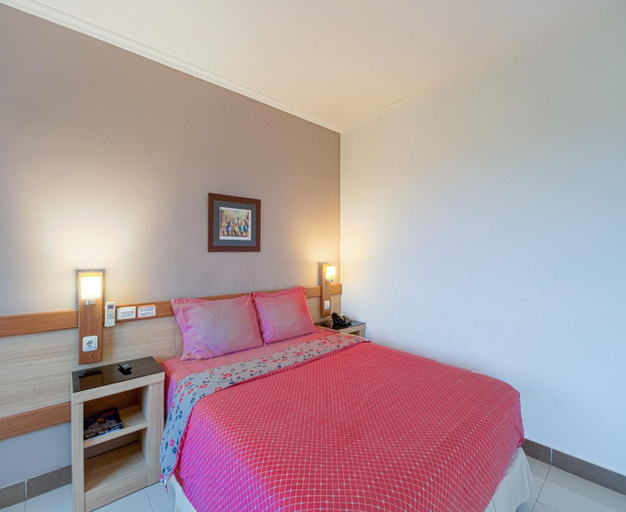 Bedroom 27