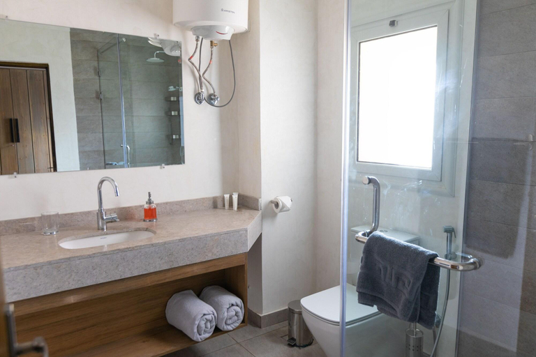 Bathroom 4, Wadi Sabarah Lodge, Marsa 'Alam