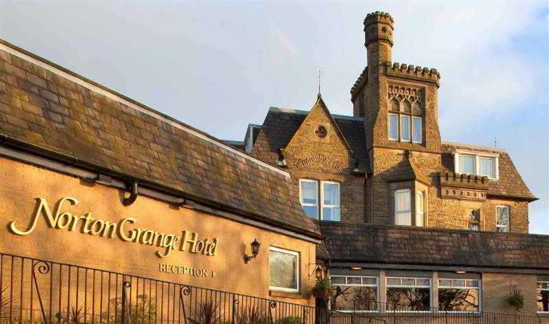 Exterior & Views 2, Mercure Manchester Norton Grange Hotel & Spa, Rochdale