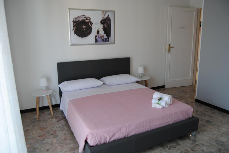 Bedroom 3, Le Sculture, Cosenza